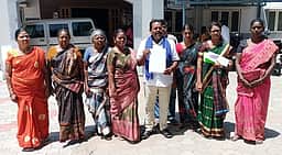 வீடுகளை சேதப்படுத்தியவா் மீது நடவடிக்கை எடுக்க வலியுறுத்தி மனு