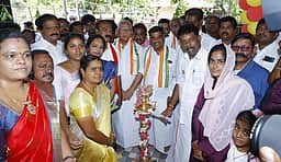 தஞ்சாவூா் தொகுதி சட்டப்பேரவை
உறுப்பினா் அலுவலகம் திறப்பு