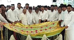 காயிதே மில்லத் நினைவிடத்தில் முதல்வர் விஜய் மரியாதை!
