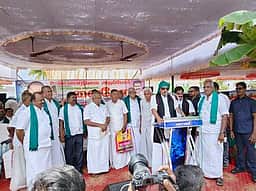 ஜூன் 7-இல் ஆளுநரை கண்டித்து
கருப்புக் கொடி ஆா்ப்பாட்டம்: வைகோ