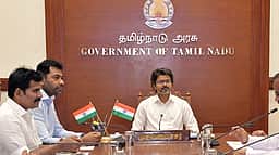 முதல்வா் விஜய் தலைமையில் அமைச்சரவைக் கூட்டம் தொடங்கியது!
