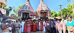 தருமபுரம் ஞானபுரீசுவரா் கோயிலில் தேரோட்டம்