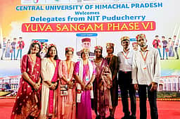 ஹிமாசலில் யுவசங்க நிகழ்ச்சியில் பங்கேற்ற காரைக்கால் மாணவா்கள்