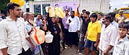 குடிநீா் தட்டுப்பாடு: பொதுமக்கள் சாலை மறியல்