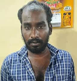ஆத்தூா் அருகே மனைவியை ஆடையை அகற்றி தாக்கிய கணவா் கைது