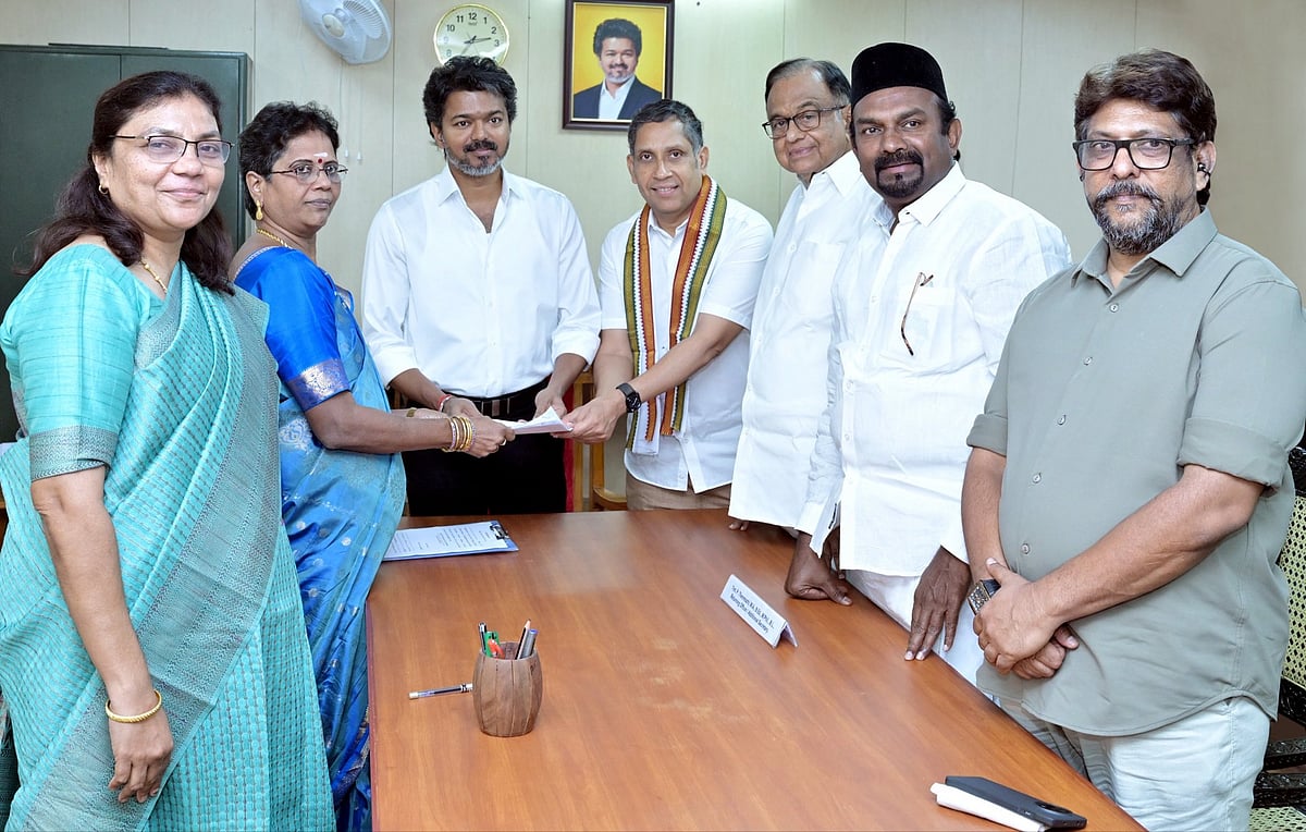 மாநிலங்களவைத் தேர்தல்: பிரவீண் சக்ரவர்த்தியின் வேட்புமனு ஏற்பு!