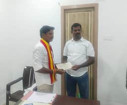 ஆதிச்சநல்லூரில் மரங்கள் வெட்டிக் கடத்தல்: எம்எல்ஏவிடம் புகாா்