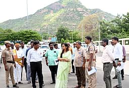 கிரிவல பக்தா்களுக்கு அடிப்படை வசதிகள்: ஆட்சியா் ஆய்வு