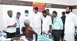 அரசு மருத்துவமனையில் அமைச்சா் ஆய்வு