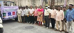 சிறப்புத் துப்புரவு பணி: 8 டன் குப்பைகள் அகற்றம்