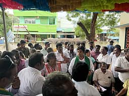 வடக்கன்குளத்தில் விவசாயிகள் ஆலோசனைக் கூட்டம்