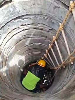 சிவகங்கையில் கிணற்றில் விழுந்த மூதாட்டி உயிருடன் மீட்பு