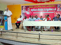 தமிழகத்தில் பின்வாசல் வழியே வேறு ஆட்சியை நிறுவ முயற்சித்தனா்: எம்.ஏ. பேபி குற்றச்சாட்டு