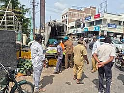 நாமக்கல்லில் ஆக்கிரமிப்பு கடைகள் அகற்றம்