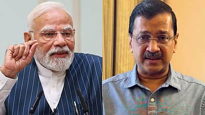 இந்தியர்களைக் கொன்றதற்காக டிரம்ப்புக்கு நன்றியா? பிரதமர் மோடிக்கு கேஜரிவால் கேள்வி