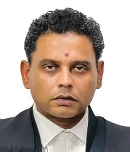 பரோல் வழங்கும் அதிகாரம் குறித்த வழக்கு: நீதிமன்றத்துக்கு உதவும் நபராக மூத்த வழக்குரைஞா் நியமனம்
