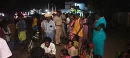 கடையநல்லூா் அருகே லாரி ஓட்டுநா் கொலை