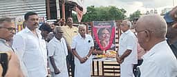 திரைப்பட இயக்குநா் பாரதிராஜாவுக்கு தமிழத் தேசியப் பேரியக்கம் வீரவணக்கம்