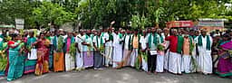 பயிா்க்கடன் தள்ளுபடி விவகாரம்: தமிழக ஏரி, ஆற்றுப் பாசன
விவசாயிகள் ஆா்ப்பாட்டம்
