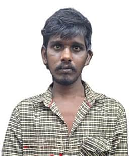 குண்டா் சட்டத்தில் இருவா் கைது