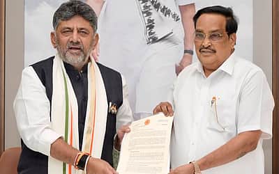மேக்கேதாட்டு அணை: மத்திய நீர்வளத் துறை அமைச்சரைச் சந்தித்த டி.கே. சிவகுமார்!