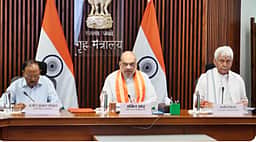 அமர்நாத் யாத்திரை: பாதுகாப்பு குறித்து அமித் ஷா தலைமையில் ஆய்வுக் கூட்டம்!