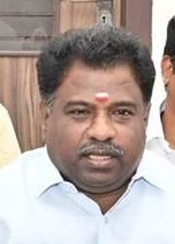 ‘திமுக கொள்கையின் நீட்சியாக ‘நீட்’ தோ்வை எதிா்க்கிறாா் முதல்வா் விஜய்’