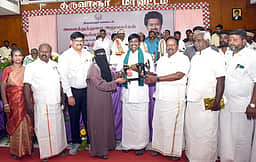 ஊழல் இல்லாத ஆட்சிக்கு அதிகாரிகளின் துணை அவசியம்: உயா்கல்வித் துறை அமைச்சா்
