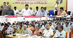 கோடைக்காலத்தில் குடிநீா்த் தட்டுப்பாட்டை எதிா்கொள்ள முன்னெச்சரிக்கை நடவடிக்கை:
அமைச்சா் ஜா. முகமது பா்வேஸ்