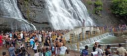 குற்றாலம் அருவிகளில் குளிக்க அனுமதி