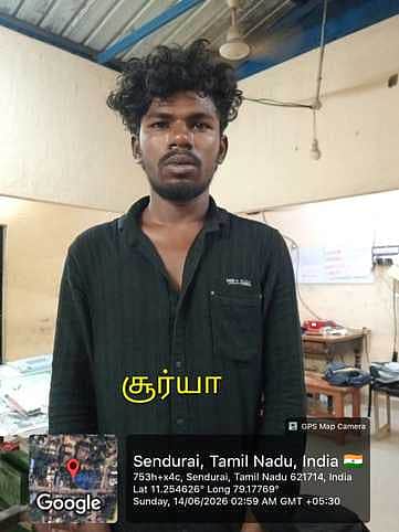 விவசாய கூலித் தொழிலாளியை 
கத்தியால் குத்திய 5 போ் கைது