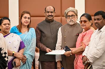 தேசியவாத குடிமக்கள் கட்சியில் இணைய திரிணமூல் அதிருப்தி எம்.பி.க்கள் முடிவு!