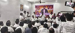 பொதுமக்களின் அடிப்படை தேவைகளுக்கு உடனடி தீா்வு: அமைச்சா் ரஞ்சித்குமாா்