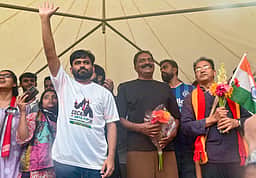 சிஜேபி நடத்தும் போராட்டத்தில் நடிகர் பிரகாஷ் ராஜ் பங்கேற்பு - புகைப்படங்கள்
