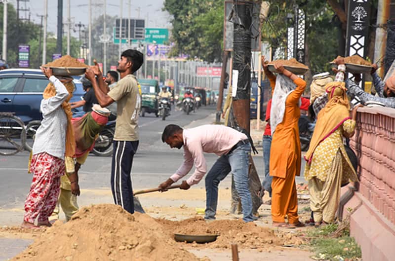 urban unemployment rate dips