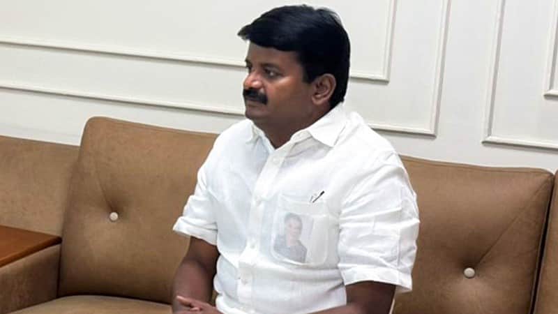 The handover of the key to the Pudukkottai District AIADMK office