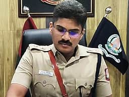 திருவள்ளூா் மாவட்ட காவல் 
கண்காணிப்பாளா் பொறுப்பேற்பு