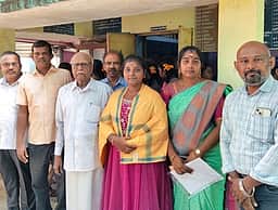 அரசுப் பள்ளி மாணவிக்கு பாராட்டு