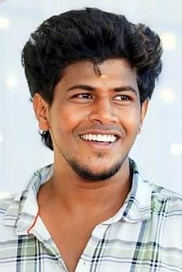காவல் துறை விசாரணையின் போது உயிரிழந்த இளைஞரின் உடல் தகனம்