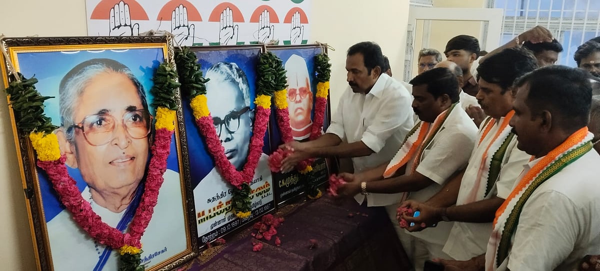 திருவள்ளூரில் மாவட்ட காங்கிரஸ் கட்சி அலுவலகத்தில் அமைச்சர் ராஜேஷ் குமார்
