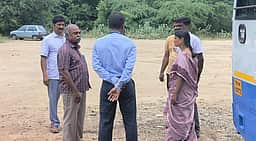 வட்டாரப் போக்குவரத்து அலுவலகத்தில் ஊழல் தடுப்புப் பிரிவு போலீஸாா் சோதனை