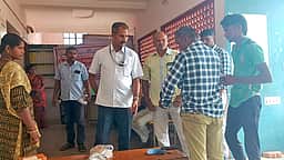 வட்டாரப் போக்குவரத்து அலுவலகத்தில் லஞ்ச ஒழிப்பு துறையினா் சோதனை