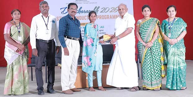 காமதேனு கலை, அறிவியல் கல்லூரியில் மாணவா்கள் அறிமுக விழா
