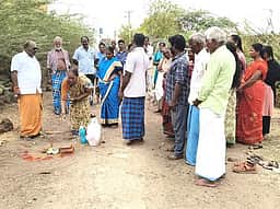 ரூ.18 லட்சத்தில் சிமென்ட் சாலைப் பணிக்கு அடிக்கல்