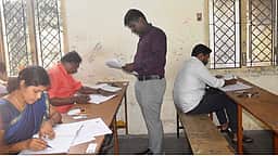 குரூப் 1 முதல்நிலை தோ்வு: நாளை இலவச பயிற்சி வகுப்பு தொடக்கம்