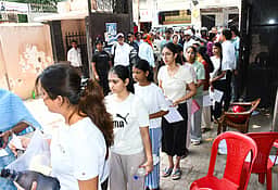 நீட் மறுதோ்வு: கோவையில்
7,091 போ் எழுதுகின்றனா்