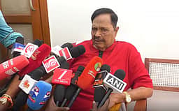 தீர்மானத்தை ஏற்றுக் கொண்டு கர்நாடக அரசு பணிந்து விடாது: முன்னாள் அமைச்சர் துரைமுருகன்