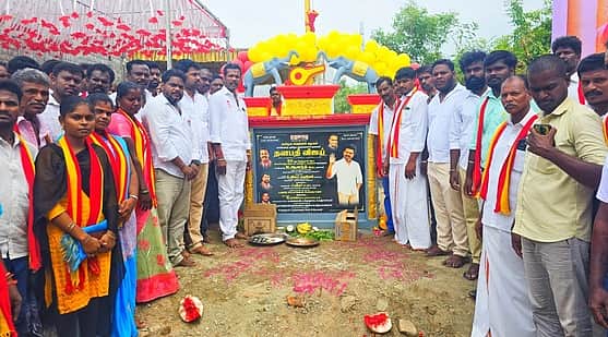 முதல்வா் விஜய் பிறந்த நாள்:  நல உதவிகள் வழங்கல்