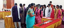 காஞ்சிபுரம் சங்கரா கல்லூரியில் 
பழங்கால பொருட்கள் கண்காட்சி