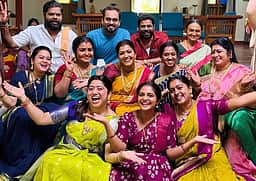 சின்ன மருமகள் தொடரின் இயக்குநருக்கு இன்ப அதிர்ச்சி அளித்த நடிகர்கள்!